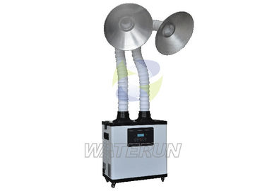 Equipamento elétrico da extração do extrator/poeira das emanações do laboratório com os grandes bocais de alumínio